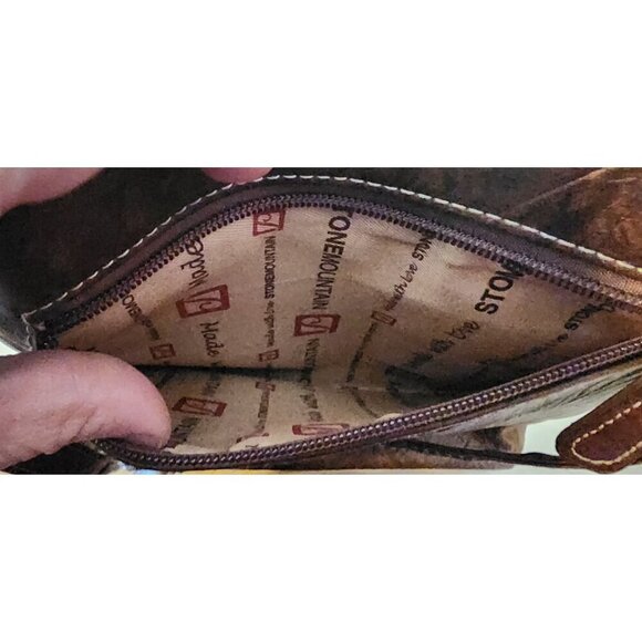 Stone Mountain Crossbody Brown Purse Removable Strap 5 Zip Slip Pockets - Picture 10 of 15